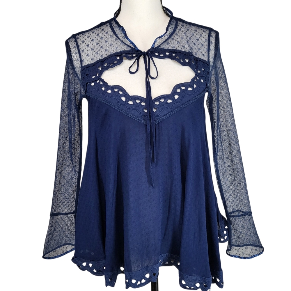 Free People " Black Magic " Cutout Deep Blue Blouse Lace Peasant Babydoll Top S
